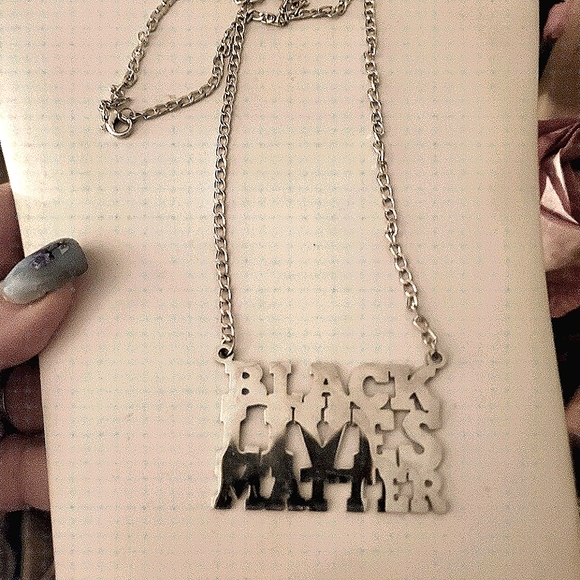 NWT BLM BLACK LIVES MATTER LASER CUBAN CHAIN CUT OUT NECKLACE - Picture 5 of 8